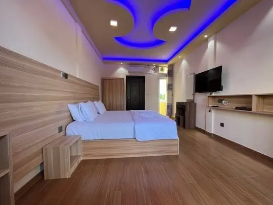 Deluxe Tek Büyük veya İki Ayrı Yataklı Oda