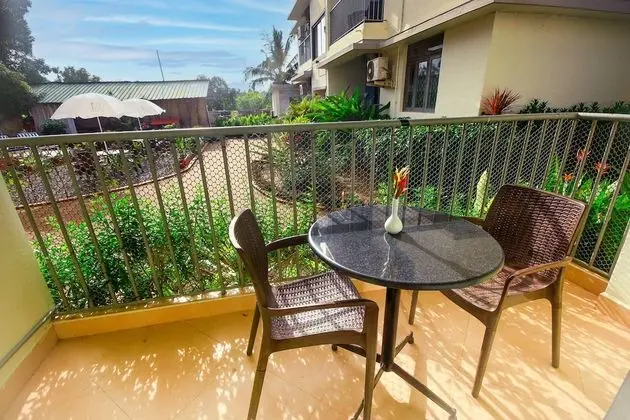 Honeymoon Suite with Balcony and Pool View