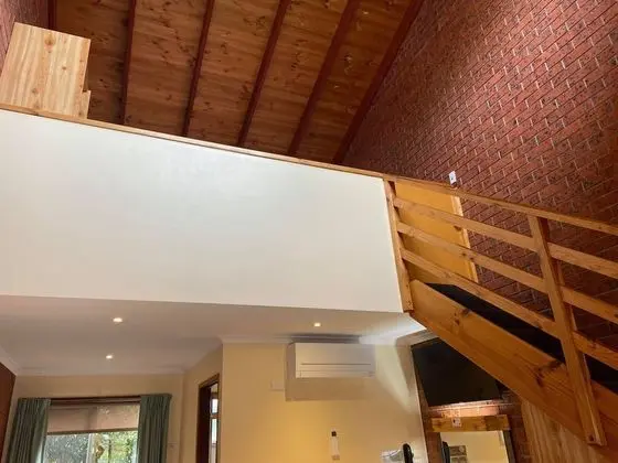 Çatı Katı (Loft) (Split Level - Room 11)