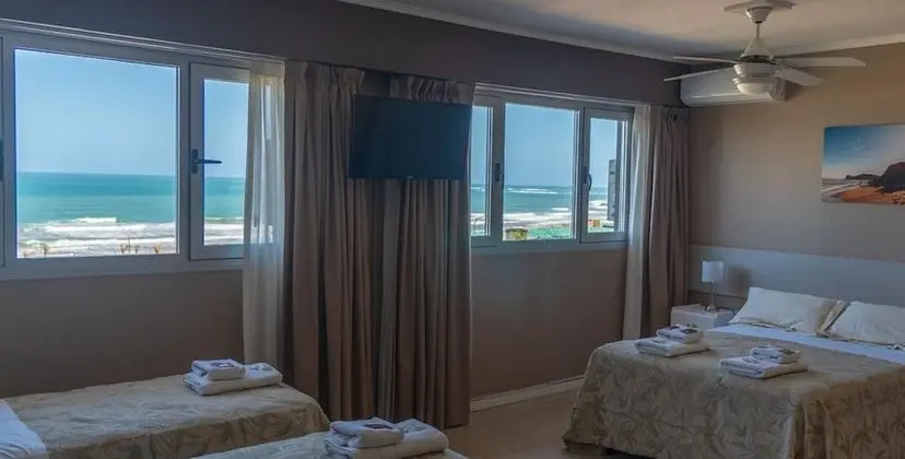 Family Oda, Sigara İçilmez (1 double and 3 single beds )