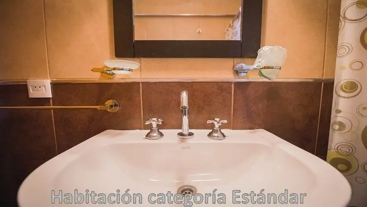 Family Oda, Sigara İçilmez (1 double and 3 single beds )