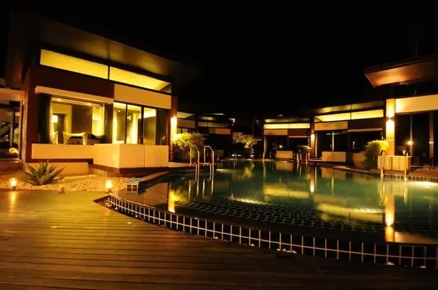 Poolside Villa