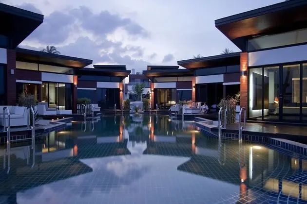 Poolside Villa