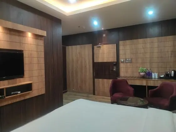 Royal Tek Büyük Yataklı Oda