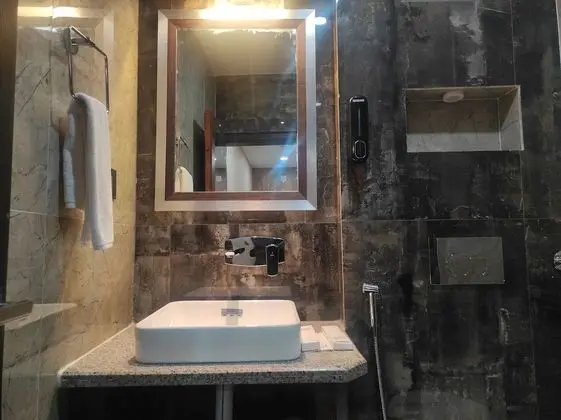 Standard Tek Büyük veya İki Ayrı Yataklı Oda