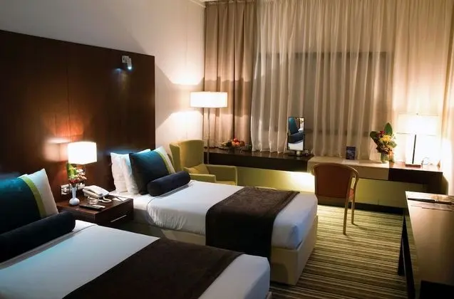 SUPERIOR ROOM TWIN