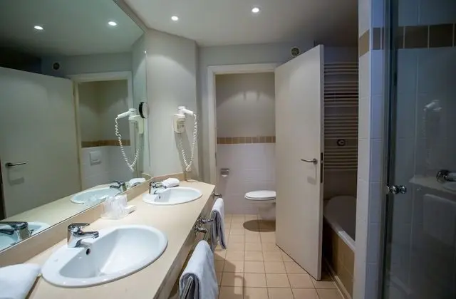 Deluxe Tek Büyük Yataklı Oda, 2 Tek Kişilik Yatak