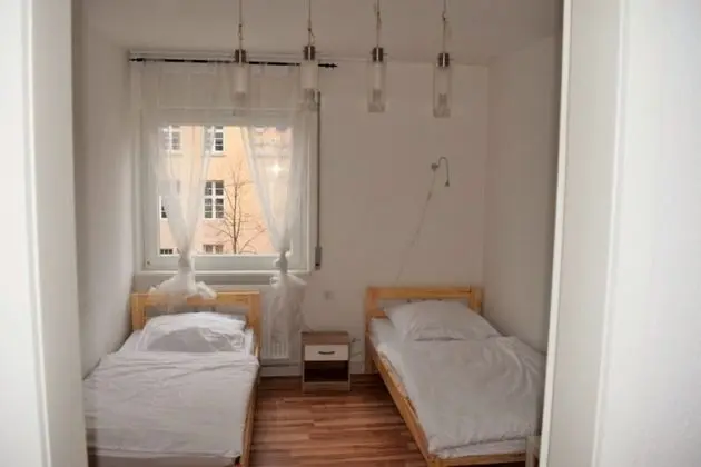 Apart Daire, Birden Çok Yatak Odası (13-00)