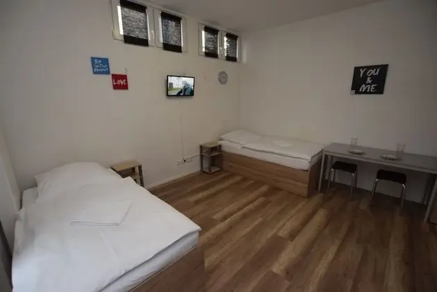 Apart Daire, 3 Yatak Odası (20-00)