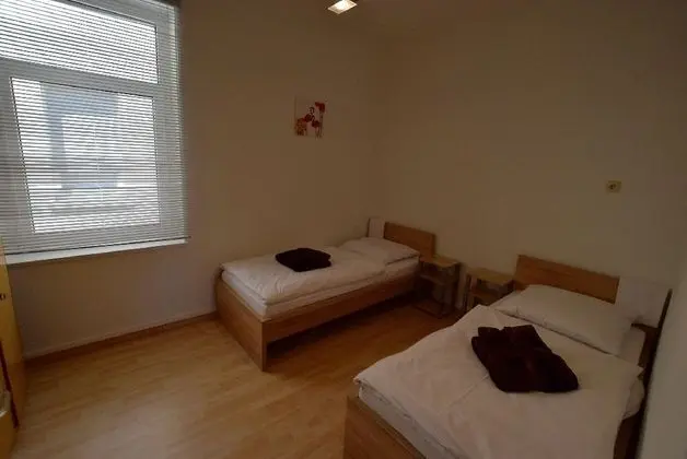 Apart Daire, Birden Çok Yatak Odası (36-00)
