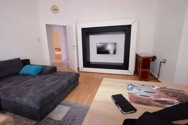 Apart Daire, Birden Çok Yatak Odası (36-00)