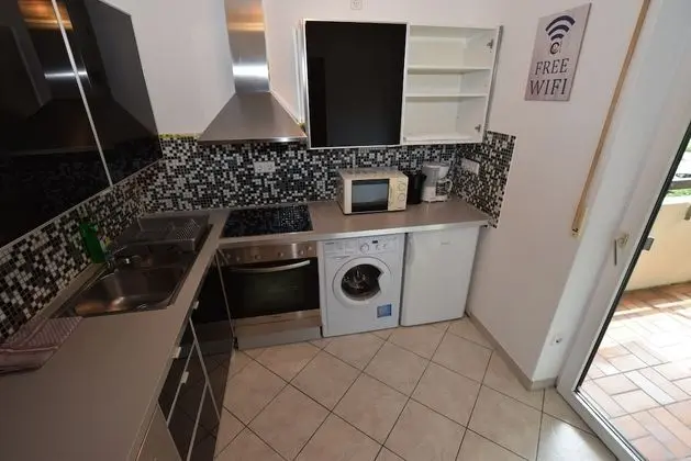 Apart Daire, 2 Yatak Odası (39-00)