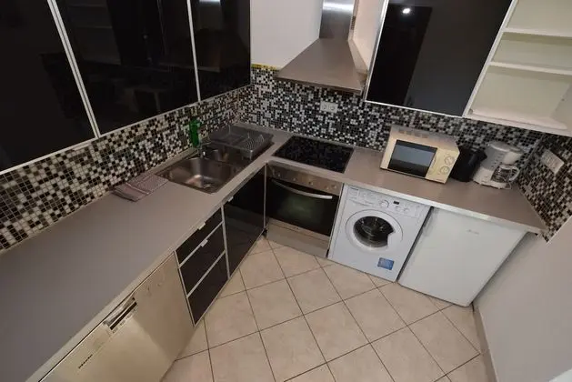 Apart Daire, 2 Yatak Odası (39-00)