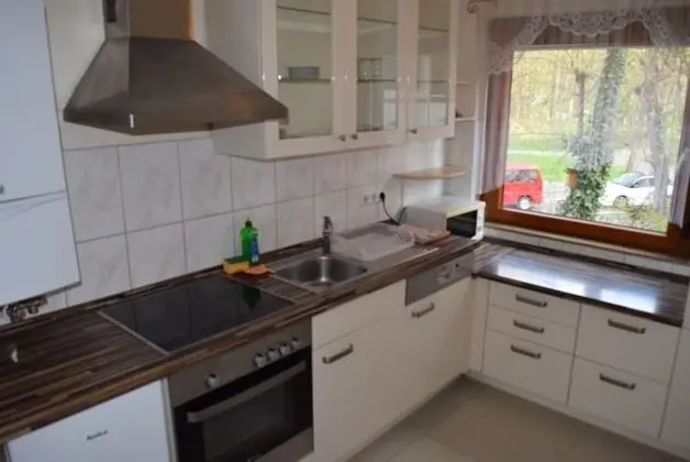 Apart Daire, Birden Çok Yatak Odası (49-00)