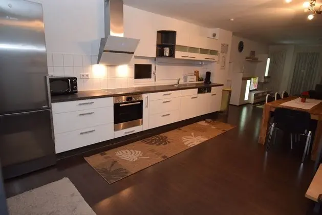Apart Daire, 3 Yatak Odası (80-00)