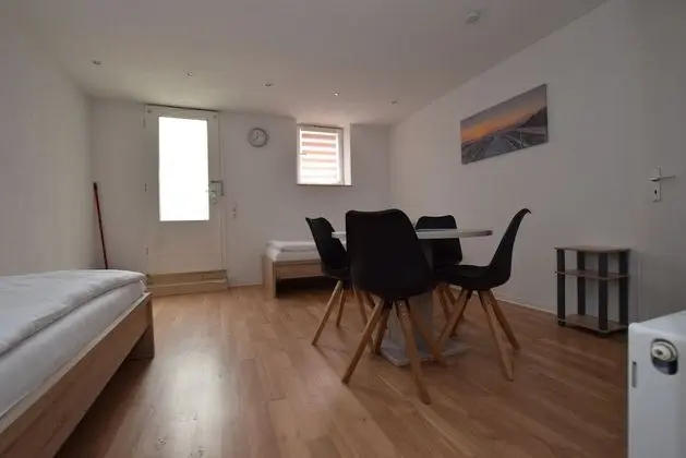 Apart Daire, 2 Yatak Odası (81-00)