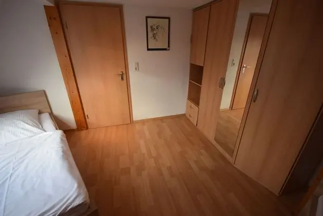Apart Daire, 4 Yatak Odası (77-00)