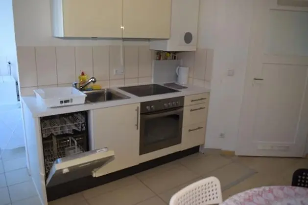 Apart Daire, 2 Yatak Odası (22-00)
