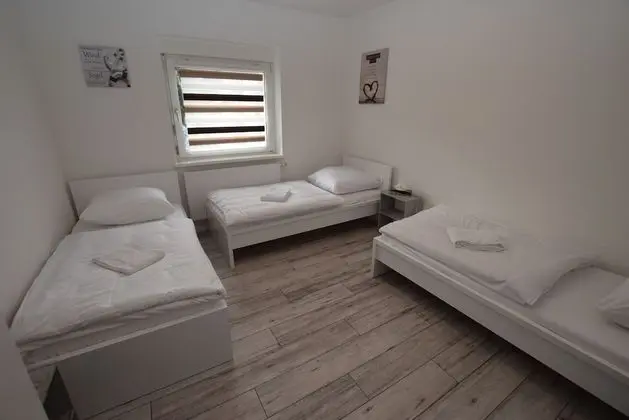 Apart Daire, 2 Yatak Odası (95-00)