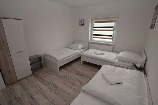 Apart Daire, 2 Yatak Odası (95-00)