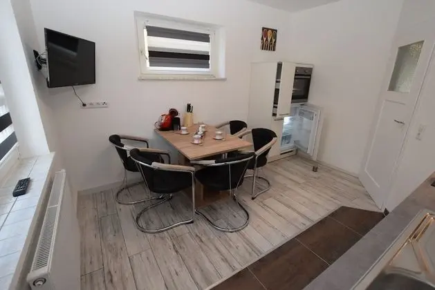 Apart Daire, 2 Yatak Odası (95-00)