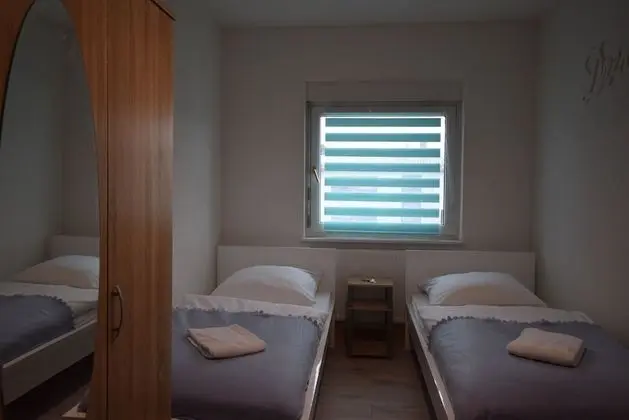 Apart Daire, 2 Yatak Odası (96-00)
