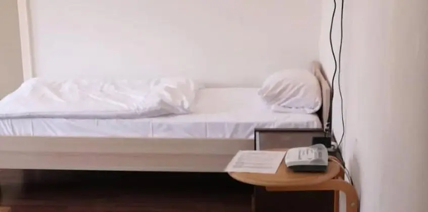 AB Apartment 18