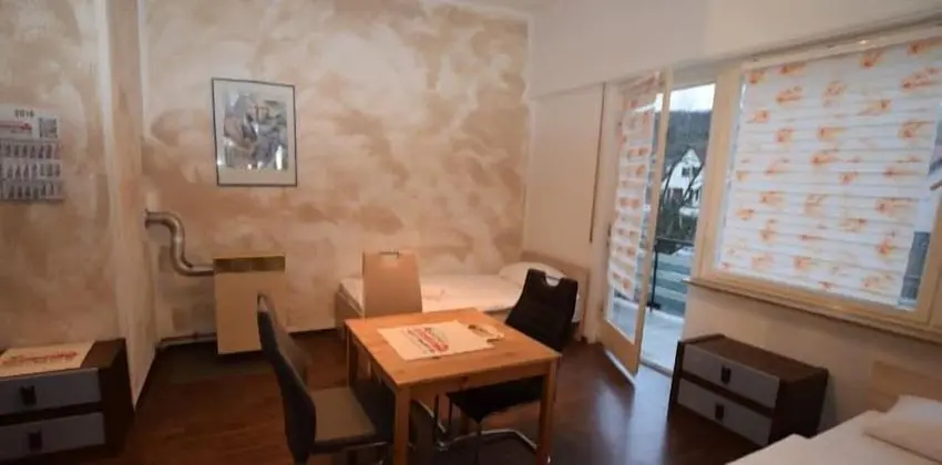 AB Apartment 18