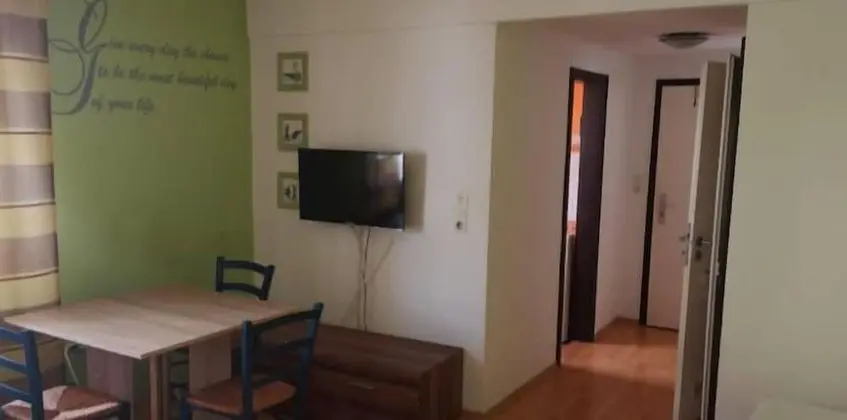 AB Apartment 19