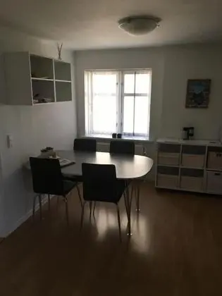 Tek Büyük veya İki Ayrı Yataklı Oda, Ortak Banyo