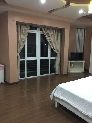 Büyük Yataklı Tek Kişilik Oda