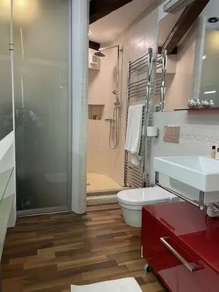 Çatı Katı Süiti (Penthouse)