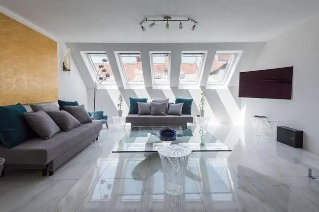 Çatı Katı Süiti (Penthouse)