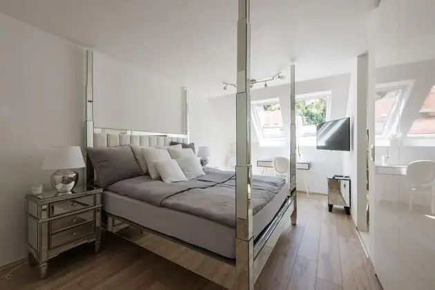 Çatı Katı Süiti (Penthouse)