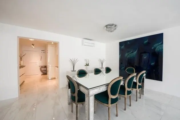 Çatı Katı Süiti (Penthouse)