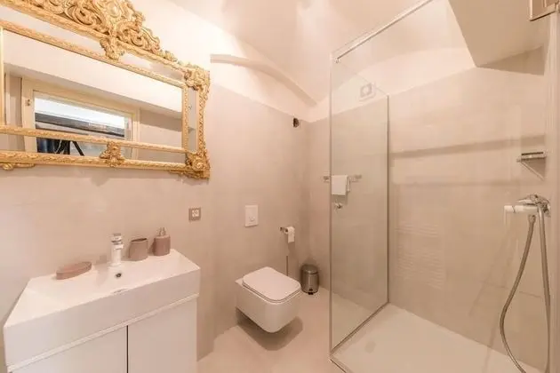 Traditional Apart Daire