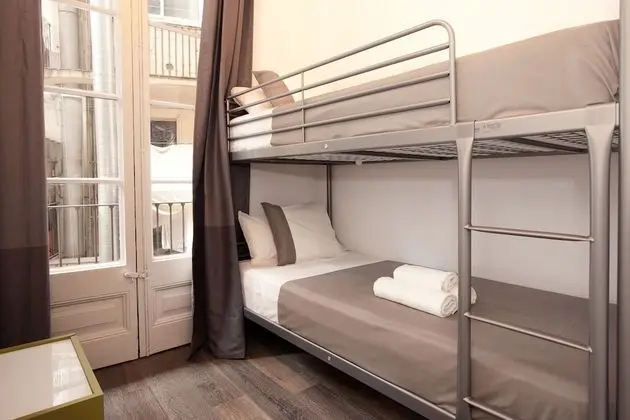 Apart Daire, 6 Yatak Odası (AB Paral·lel Apartment 1)