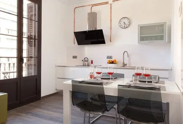 Apart Daire, 6 Yatak Odası (AB Paral·lel Apartment 1)