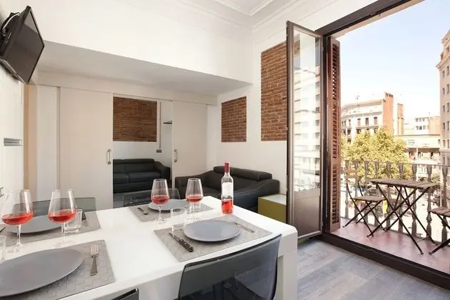 Apart Daire, 6 Yatak Odası (AB Paral·lel Apartment 1)