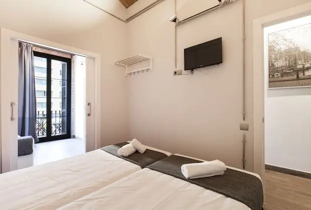 Apart Daire, 6 Yatak Odası (AB Paral·lel Apartment P)