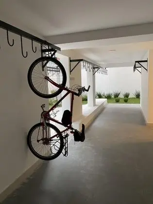 Ev