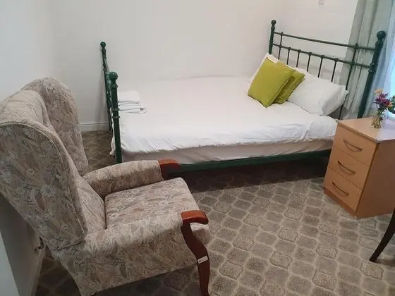 Classic Tek Büyük Yataklı Oda