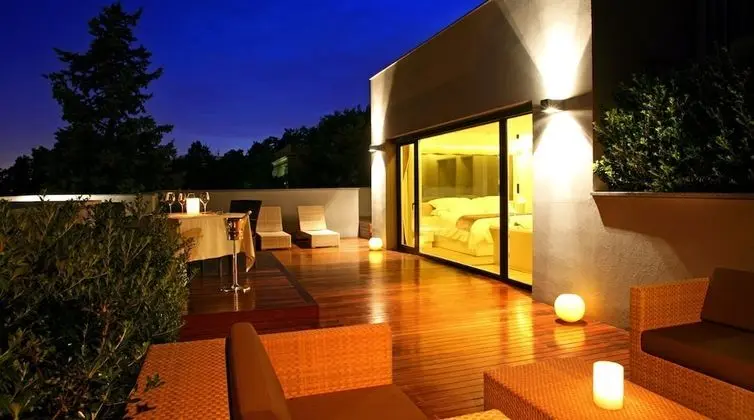 Çatı Katı Süiti (Penthouse)