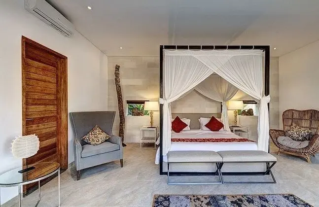 Villa, 5 Yatak Odası, Kişiye Özel Havuzlu (Kadek)