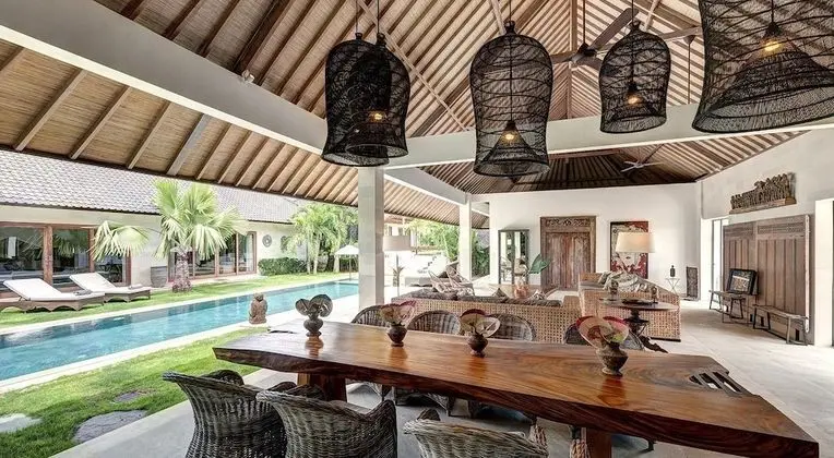 Villa, 5 Yatak Odası, Kişiye Özel Havuzlu (Nyoman)