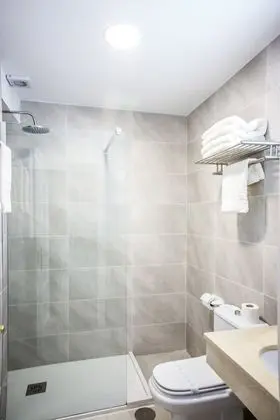 Tek Büyük Yataklı Oda, Teras