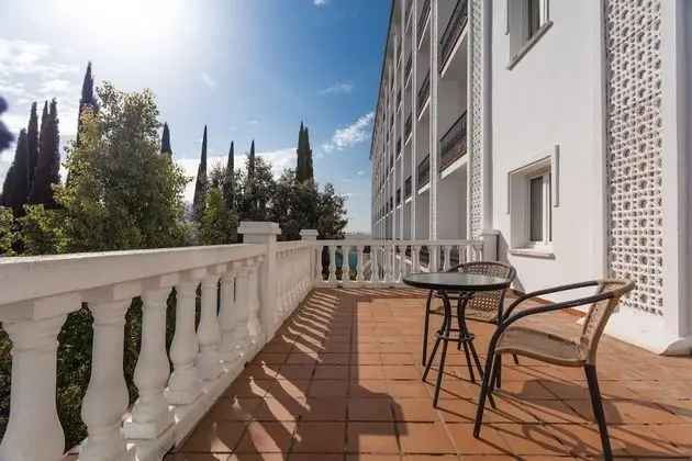 İki Ayrı Yataklı Oda (with extra bed - 3 adults)