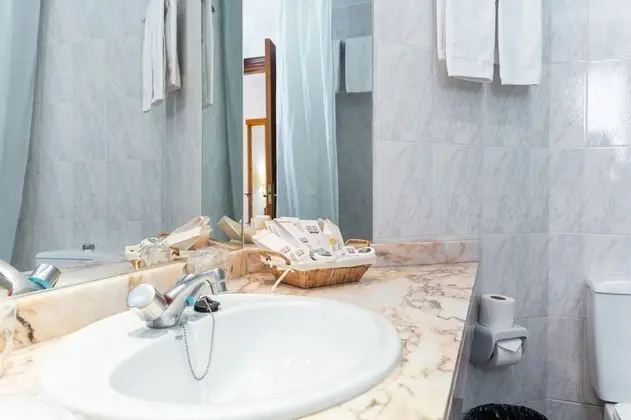 İki Ayrı Yataklı Oda (+ Extra Bed / 2adults + 1child)