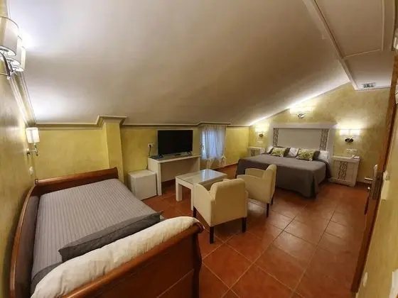 Superior Çatı Katı Süiti (Penthouse), Sıcak Su Küveti (Triple, no elevator)