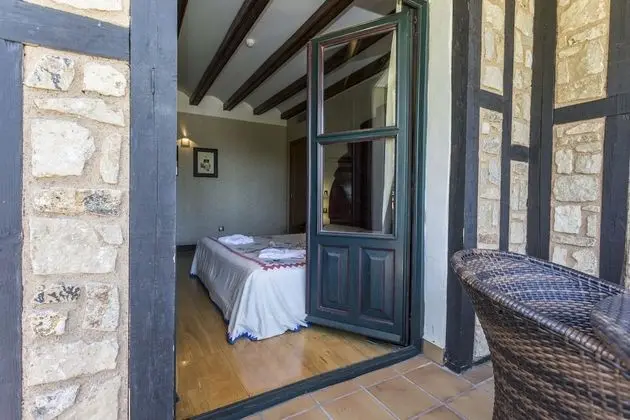 Junior Süit, Balkon